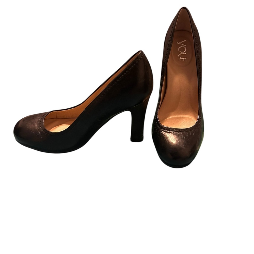 Black leather High Heel Pumps